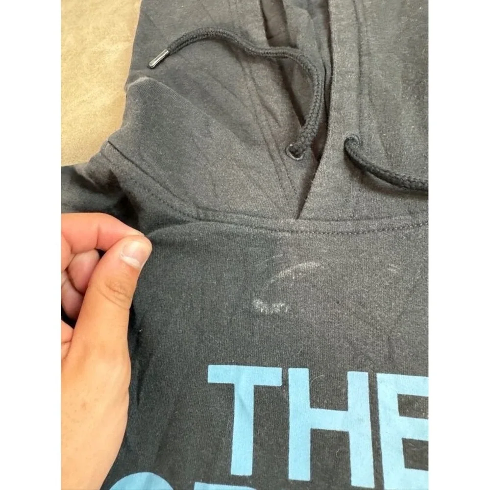 The‎ North Face Mens Logo Play Recycled Long Sleeve Pullover Black Hoodie Medium